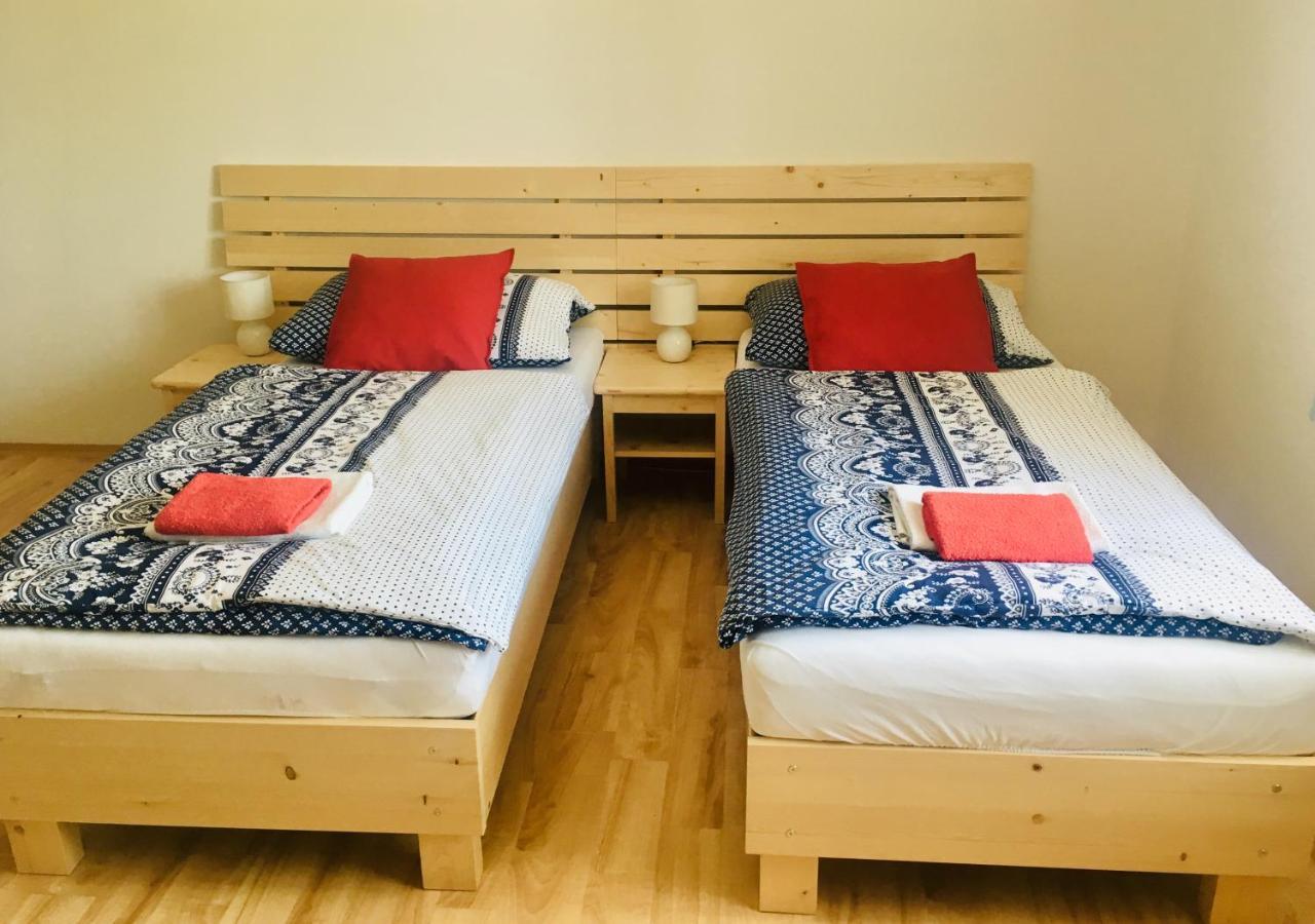 Apartmany A Ubytovani Mlynice Litovel Buitenkant foto