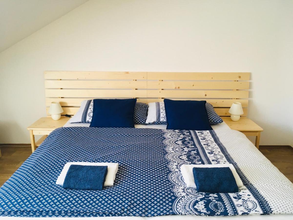 Apartmany A Ubytovani Mlynice Litovel Buitenkant foto