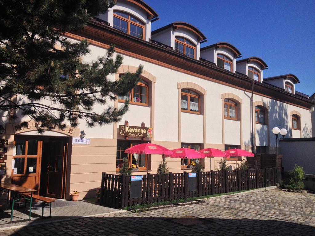 Apartmany A Ubytovani Mlynice Litovel Buitenkant foto