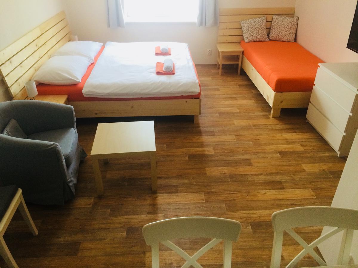 Apartmany A Ubytovani Mlynice Litovel Buitenkant foto
