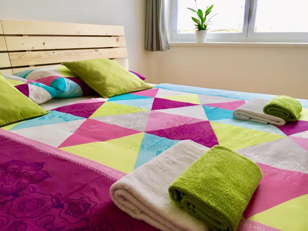 Apartmany A Ubytovani Mlynice Litovel Buitenkant foto